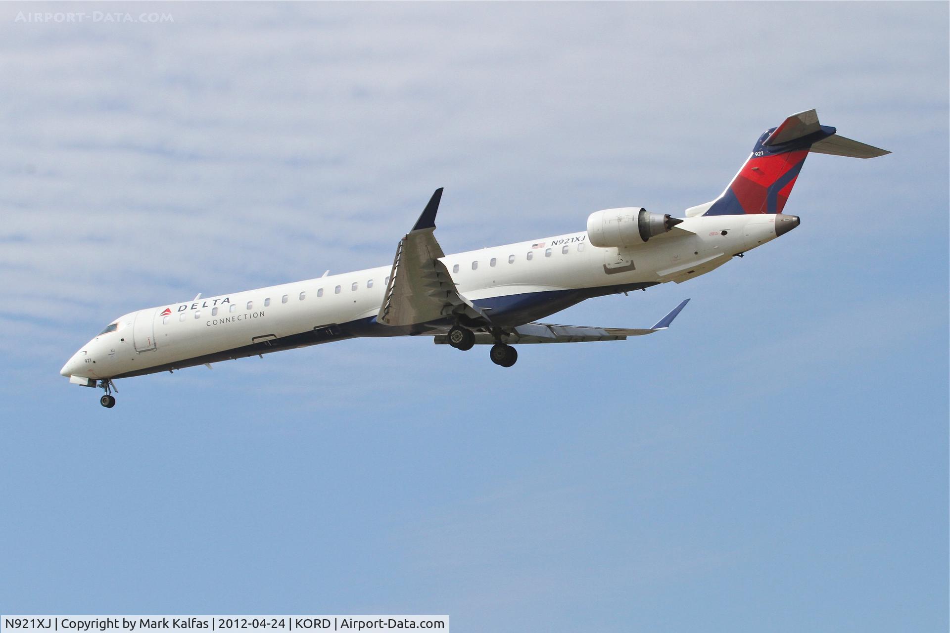 N921XJ, 2008 Bombardier CRJ-900ER (CL-600-2D24) C/N 15172, Pinnacle Airlines/Delta Connection Bombardier CL600-2D24, FLG3586 arriving from KMSP, RWY 28 approach KORD.