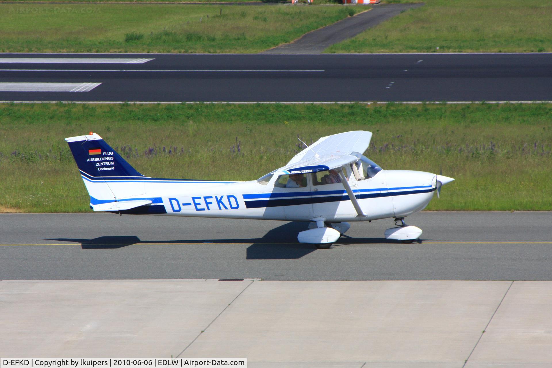 D-EFKD, Reims F172N II Skyhawk C/N 2000, Taxiing