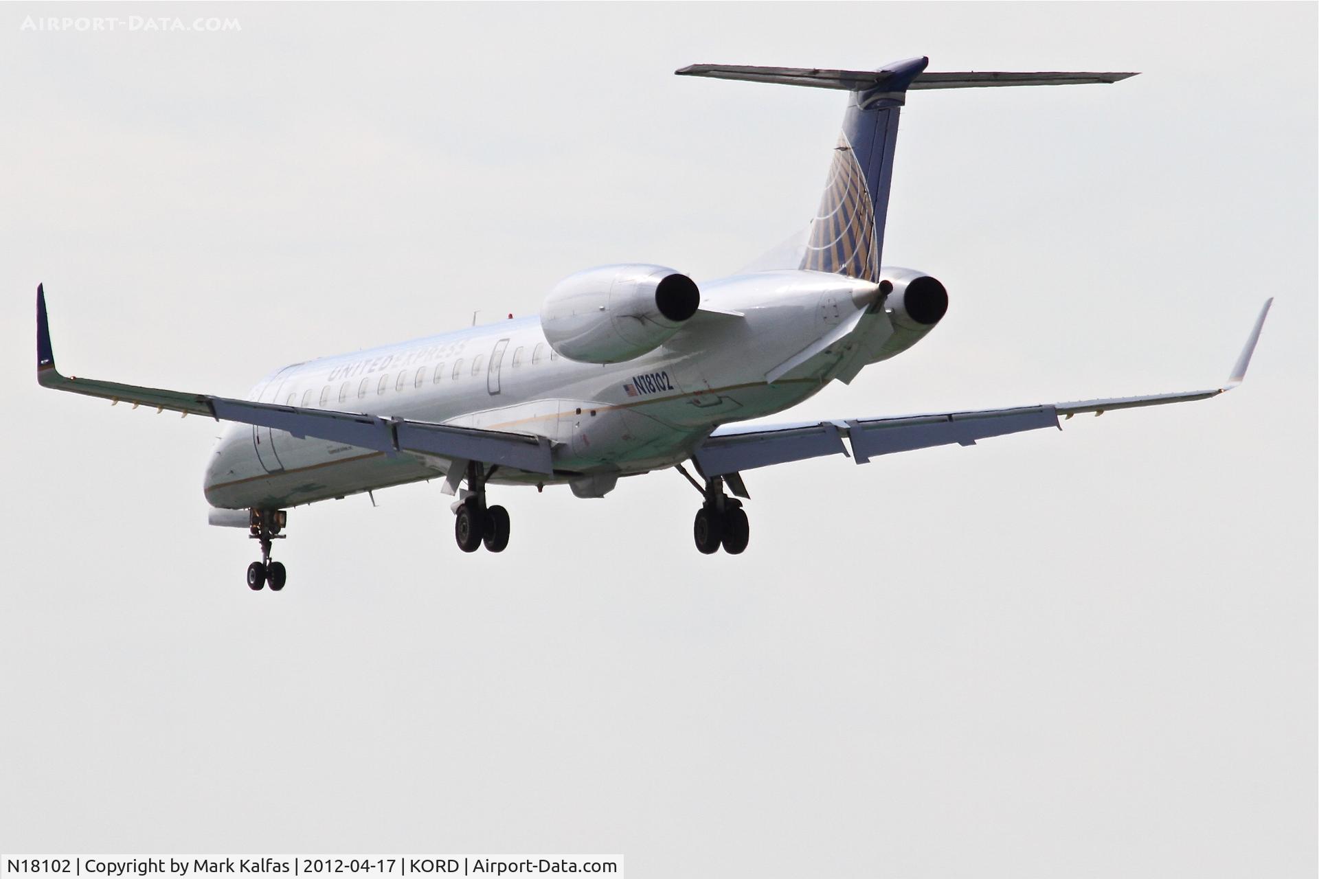 N18102, 2002 Embraer ERJ-145XR (EMB-145XR) C/N 145643, ExpressJet/United Express Embraer EMB-145XR, ASQ5851 arriving from KFSD, RWY28 approach KORD.
