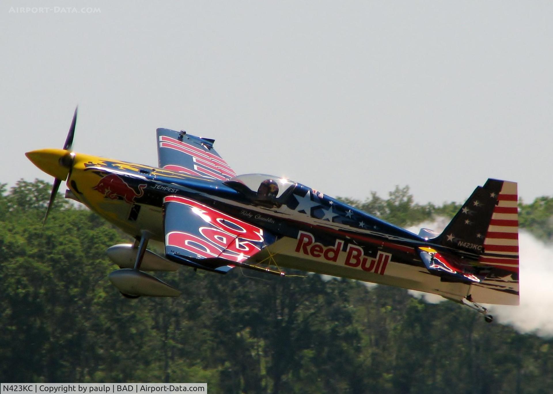 N423KC, 2009 Zivko Edge 540 C/N 0044, At Barksdale Air Force Base.