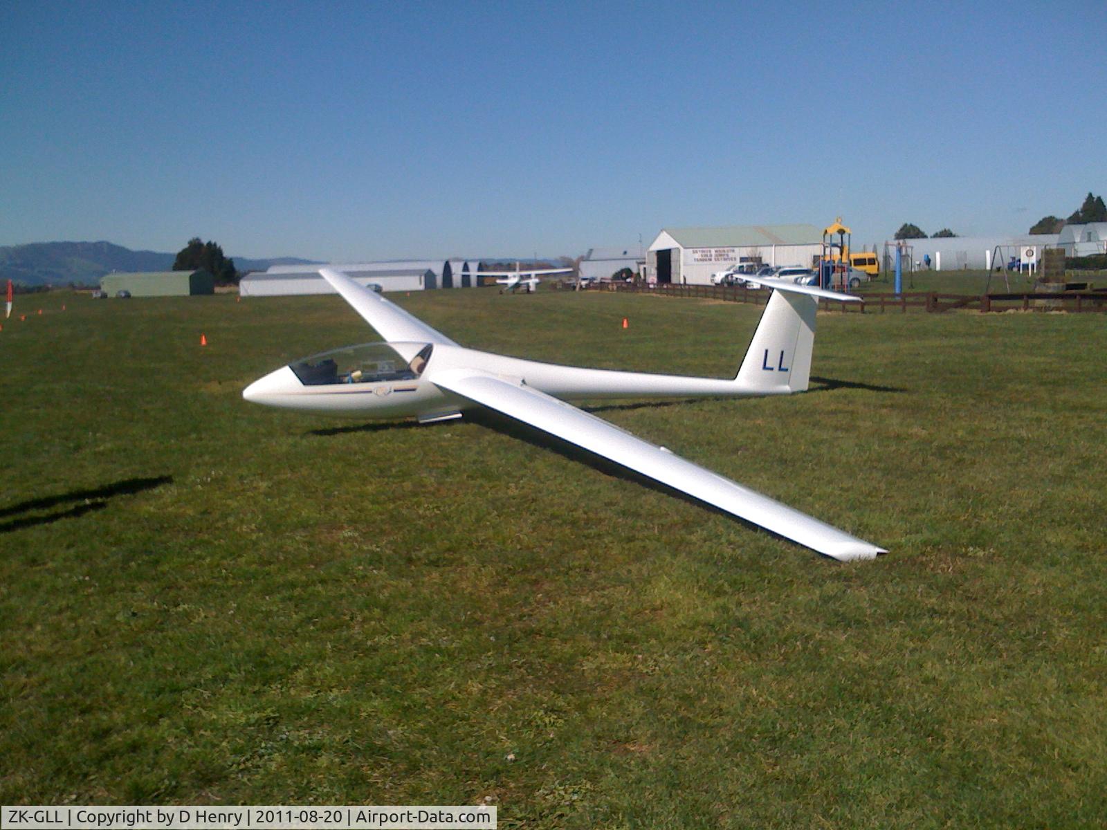 ZK-GLL, 1978 Rolladen-Schneider LS-3a C/N 3261, Paiko Gliding Club Matamata
New Zealand