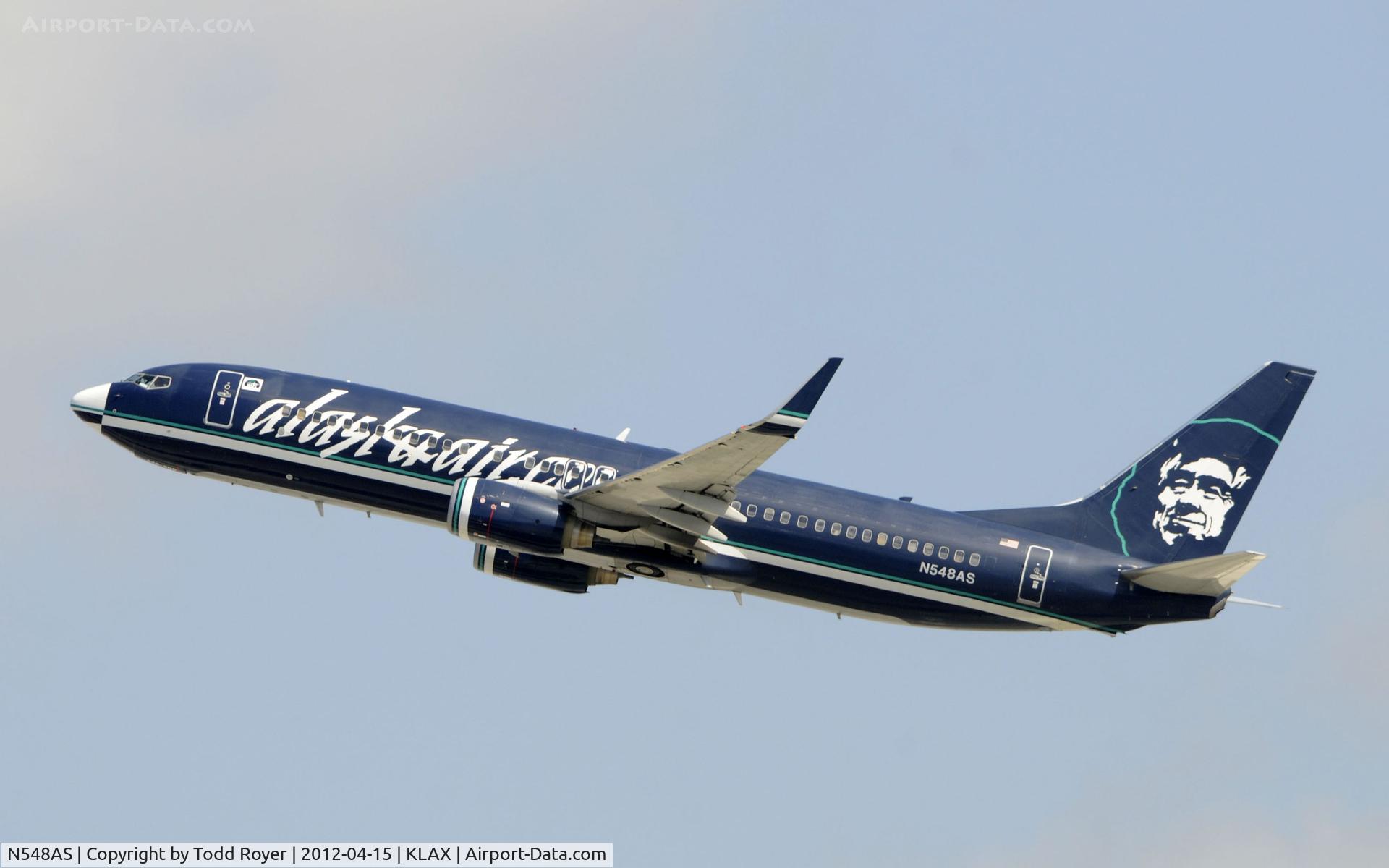 N548AS, 2005 Boeing 737-890 C/N 30020, Departing LAX on 25R