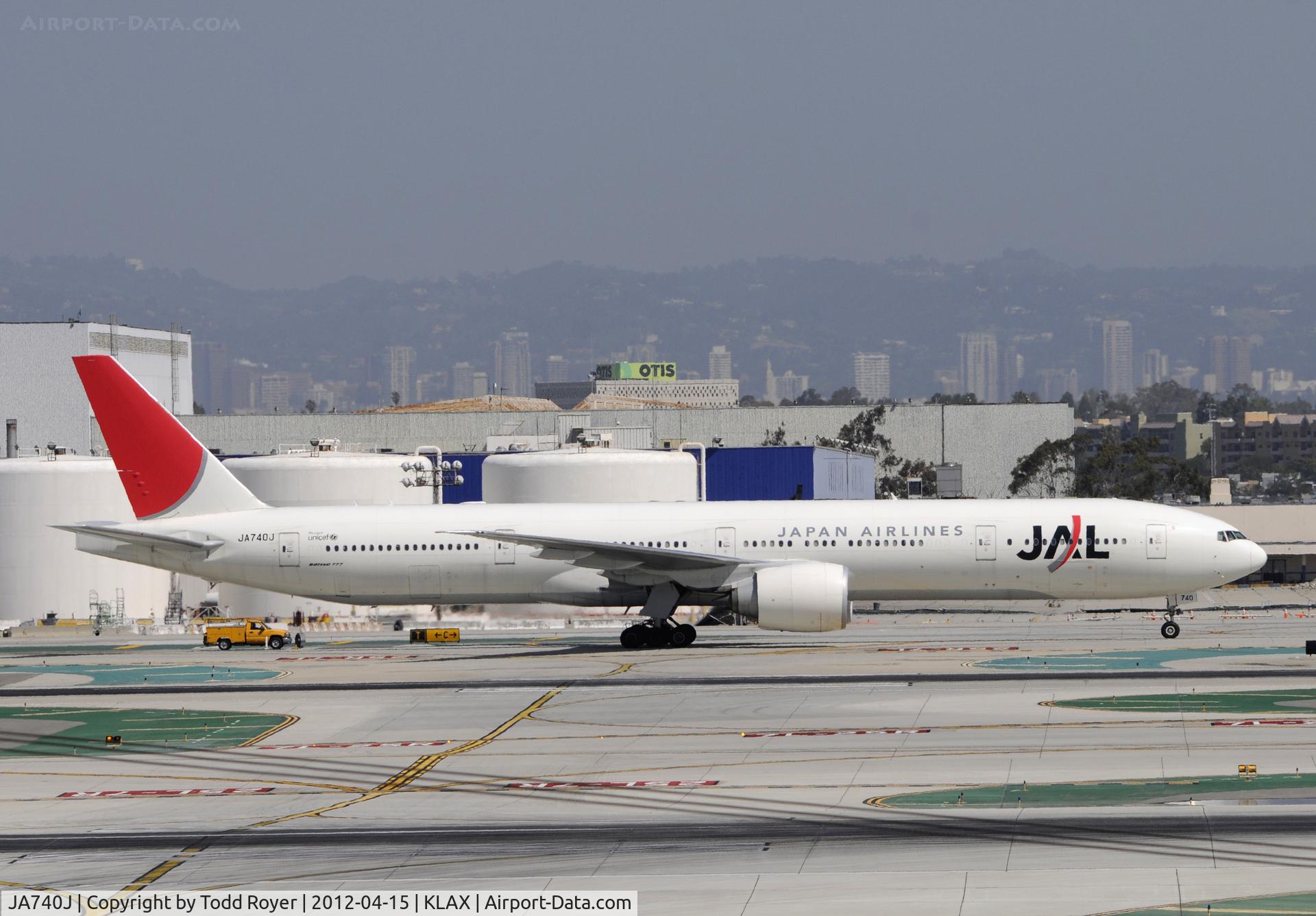 JA740J, 2008 Boeing 777-346 C/N 36127, Taxiing to gate at LAX