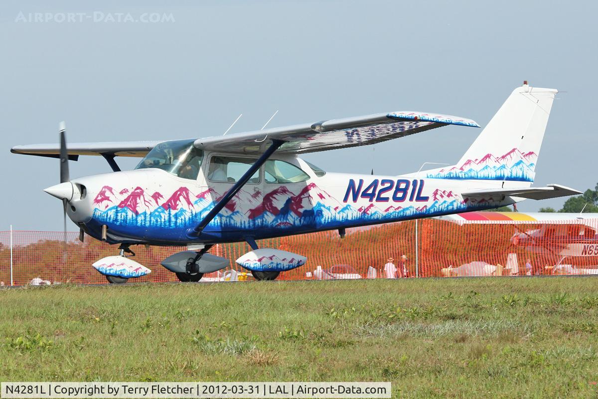 N4281L, 1966 Cessna 172G C/N 17254350, At 2012 Sun N Fun