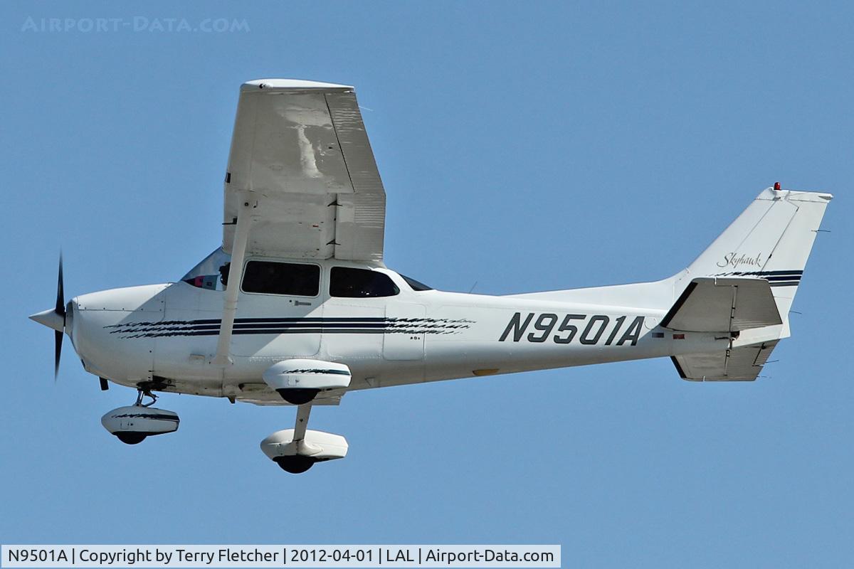 N9501A, 1997 Cessna 172R C/N 17280280, At 2012 Sun N Fun