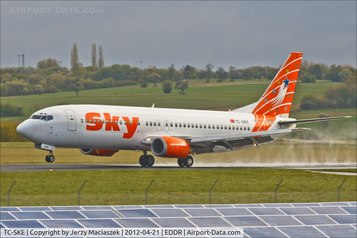 TC-SKE, 1992 Boeing 737-4Q8 C/N 25163, Boeing 737-4Q8