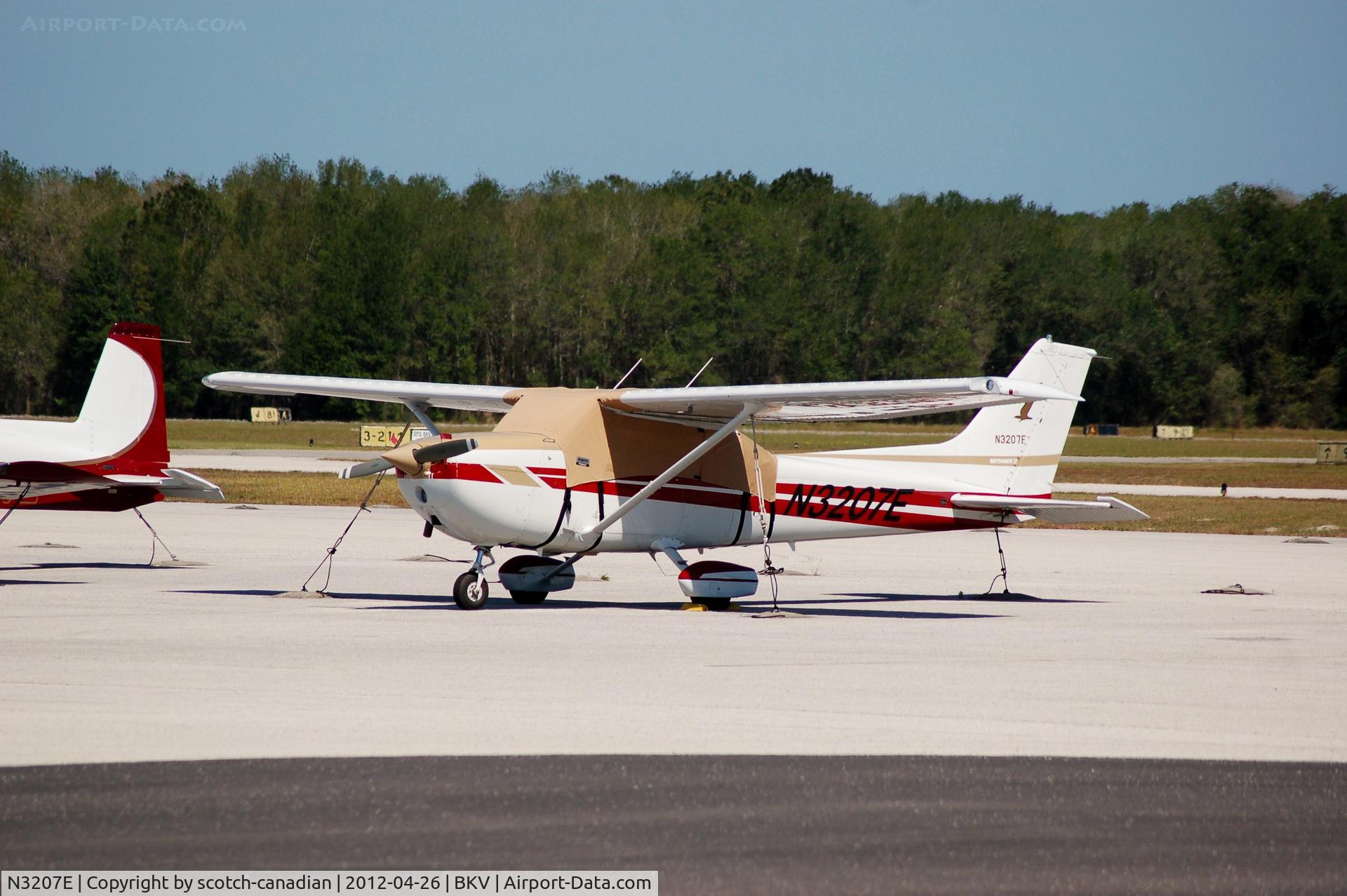N3207E, 1978 Cessna 172N C/N 17271468, 1978 Cessna 172N N3207E at Hernando County Airport, Brooksville, FL