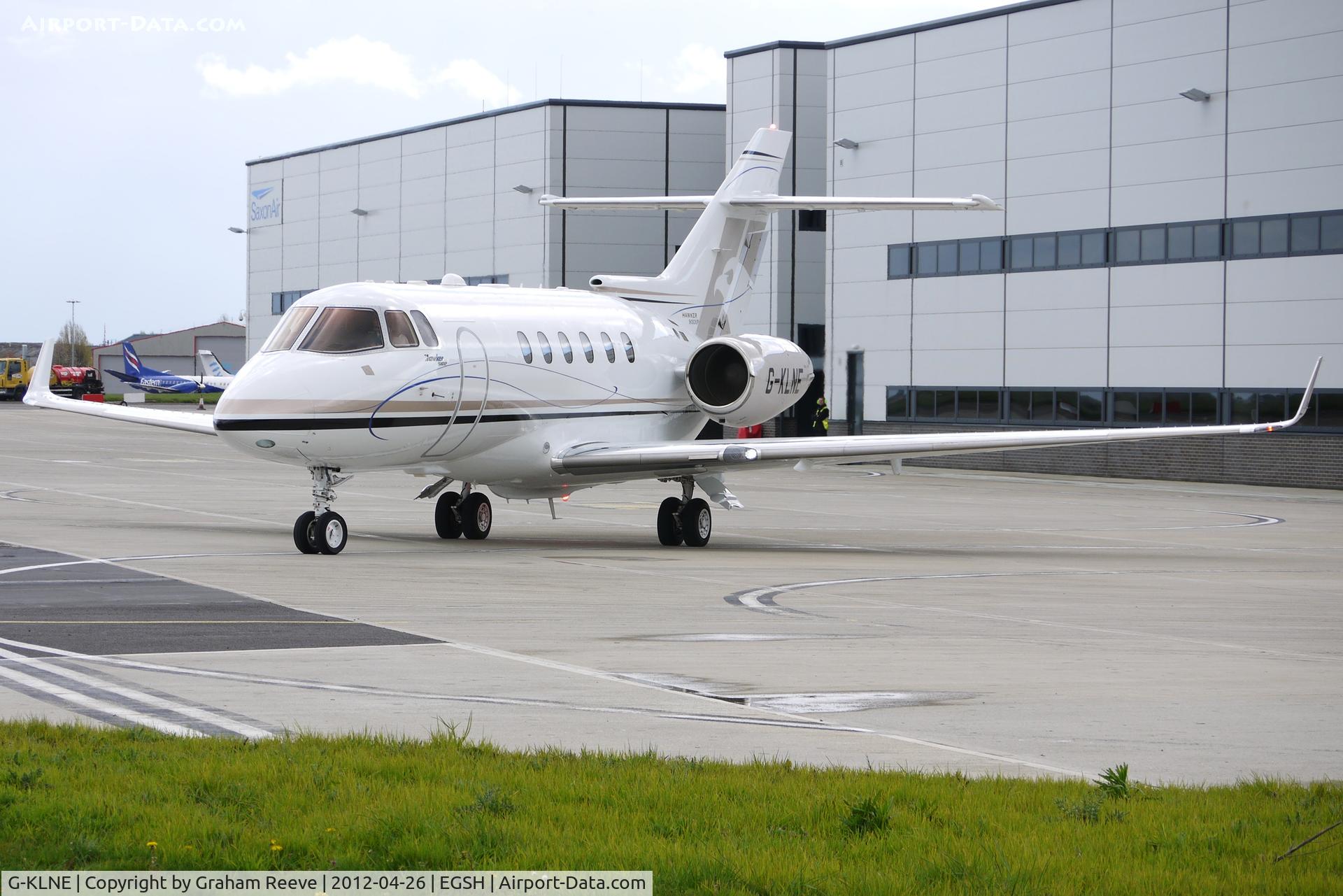 G-KLNE, 2011 Hawker Beechcraft 900XP C/N HA-0186, About to depart.