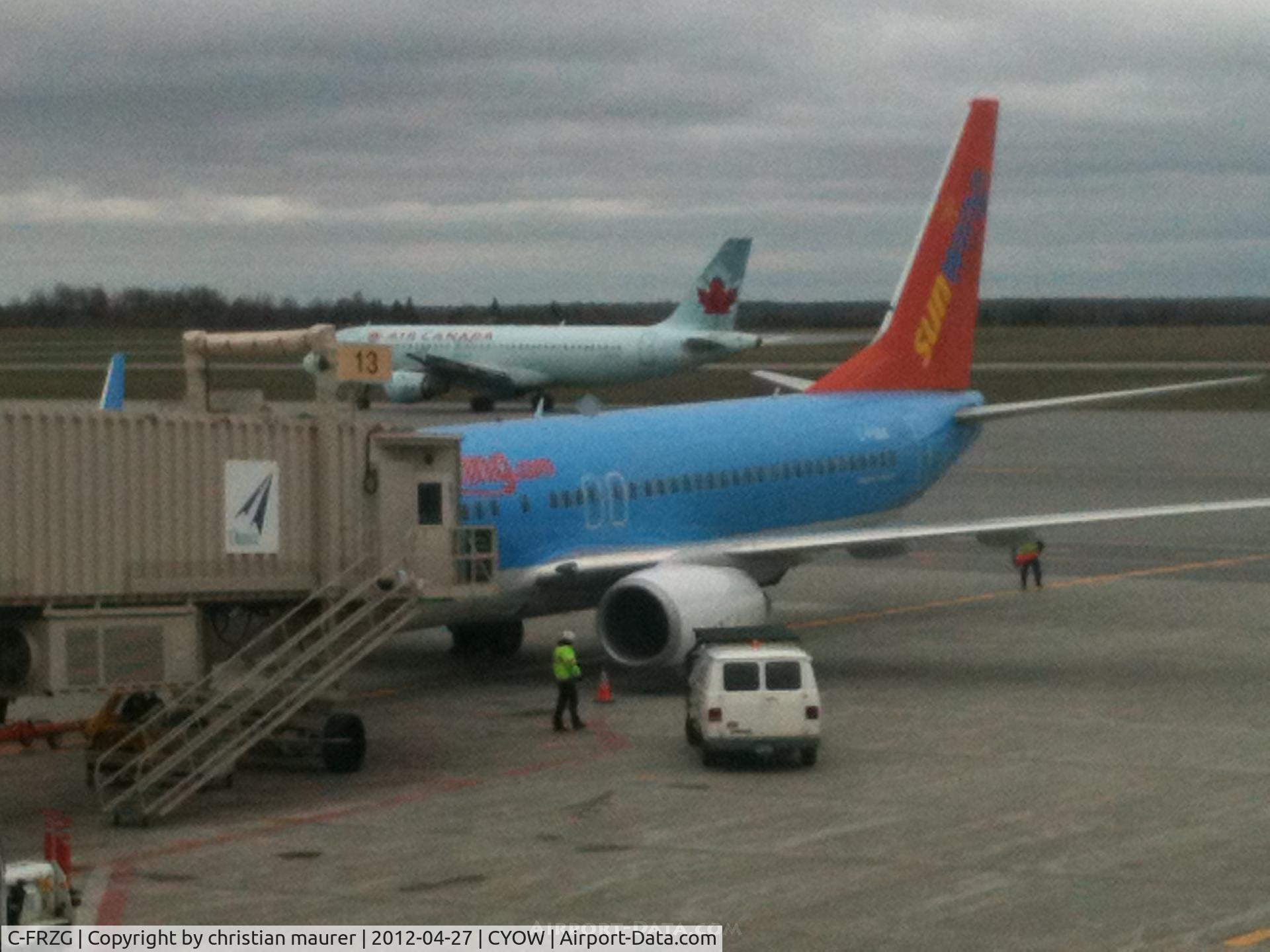 C-FRZG, 2008 Boeing 737-8K5 C/N 35139, boeing 737