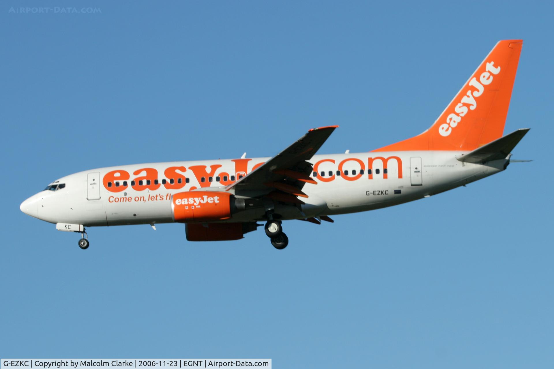 G-EZKC, 2004 Boeing 737-73V C/N 32424, Boeing 737-73V, Newcastle Airport, November 2006.