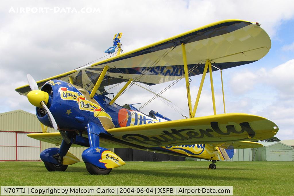 N707TJ, 1943 Boeing A75N1(PT17) C/N 75-950, Boeing Stearman A75N1, Fishburn Airfield, June 2004.