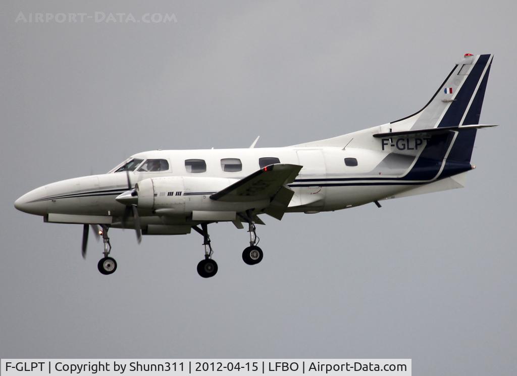 F-GLPT, 1978 Swearingen SA-226T Merlin IIIB C/N T-298, Landing rwy 32R