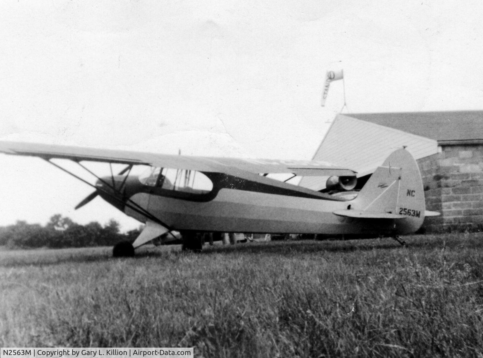 N2563M, 1946 Piper PA-12 Super Cruiser C/N 12-938, N2563M in original factory finish c. 1952 @ Oakland IA