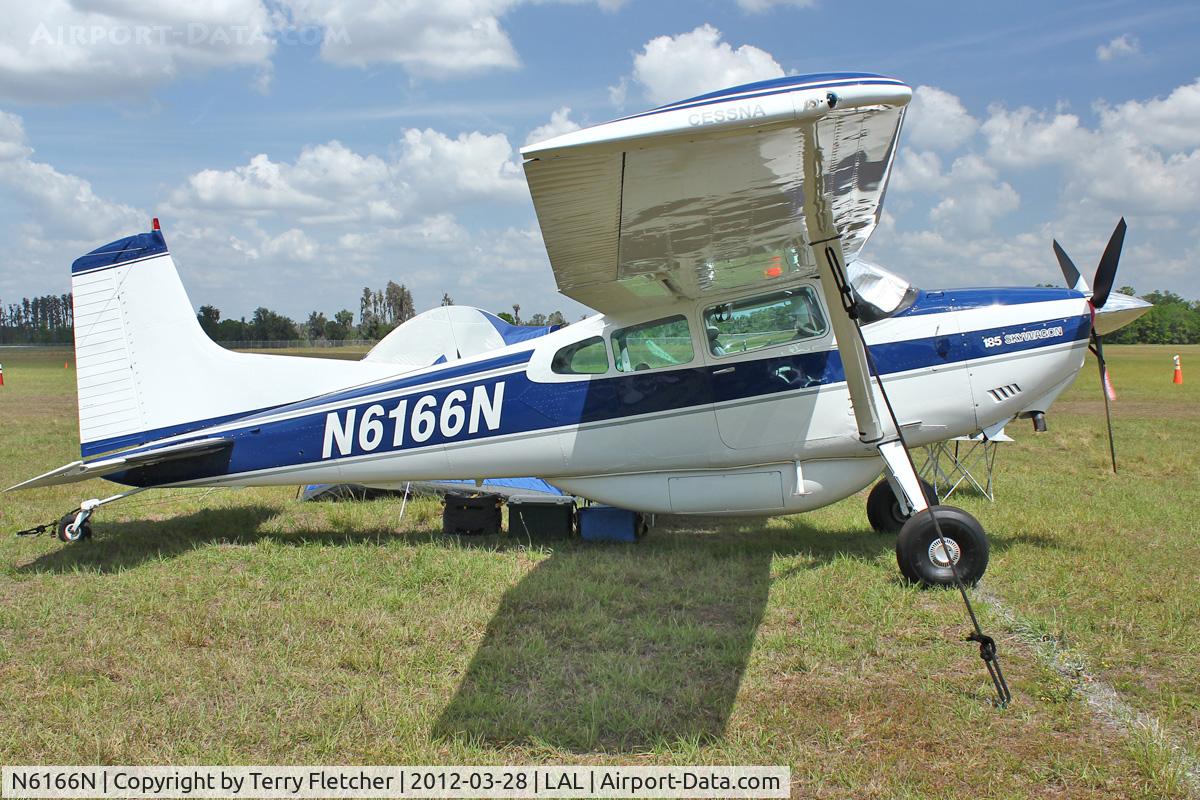 N6166N, 1981 Cessna A185F Skywagon 185 C/N 18504302, At 2012 Sun N Fun