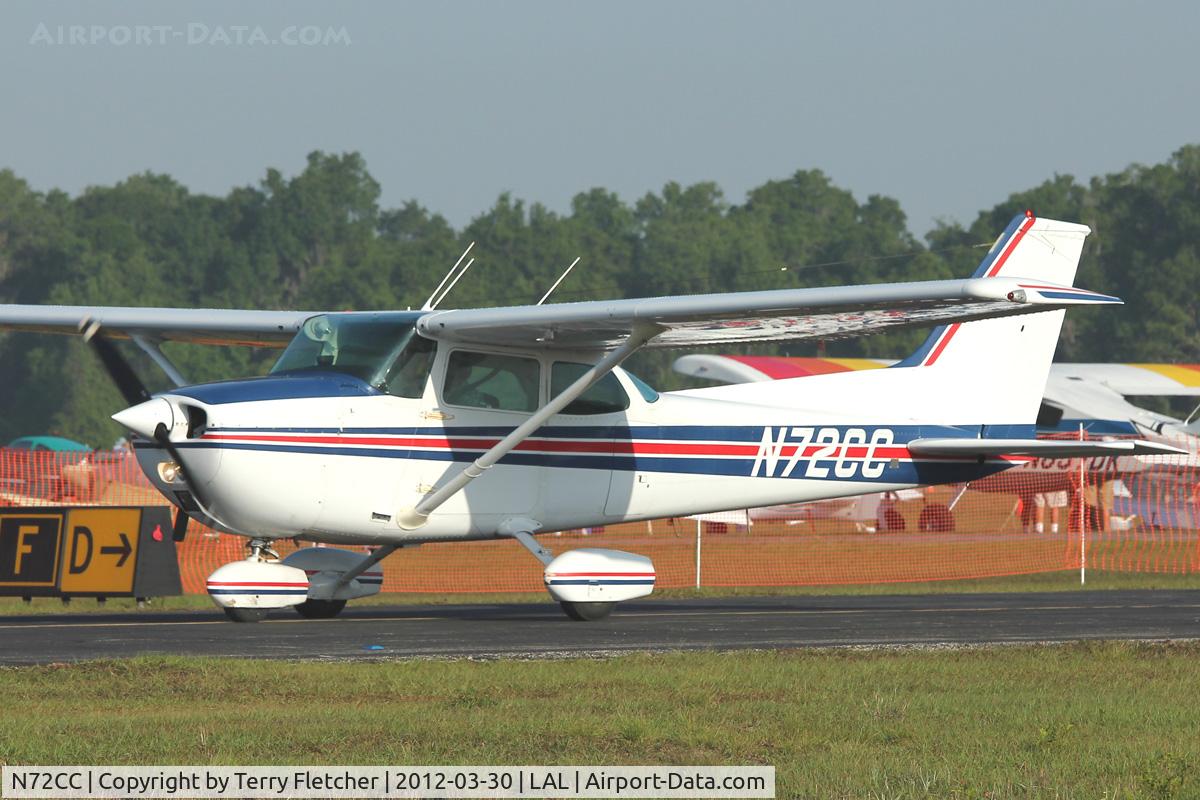 N72CC, 1975 Cessna 172M C/N 17266347, At 2012 Sun N Fun