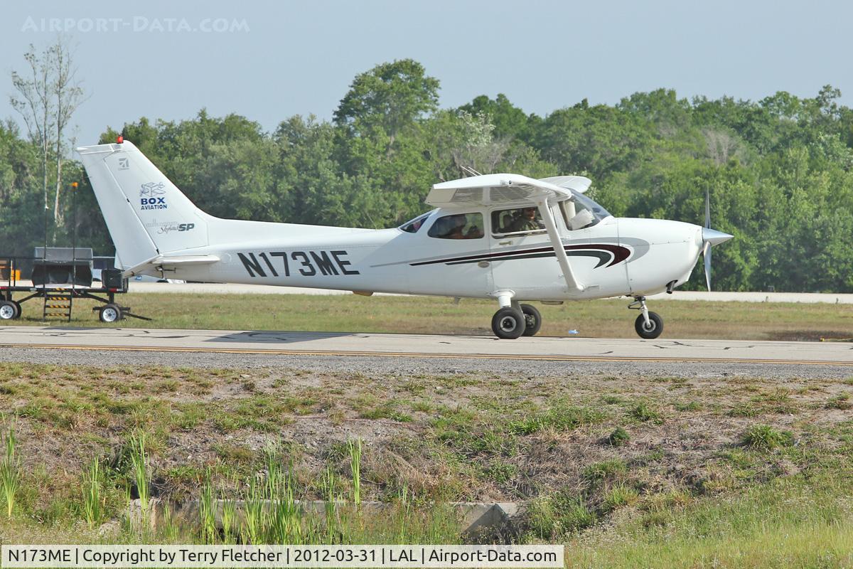 N173ME, 2000 Cessna 172S C/N 172S8455, At 2012 Sun N Fun