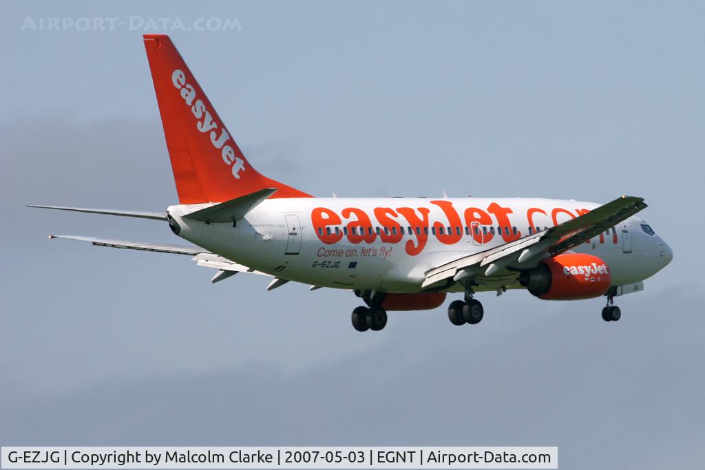 G-EZJG, 2001 Boeing 737-73V C/N 30239, Boeing 737-73V on finals to 07 at Newcastle Airport, May 2007.