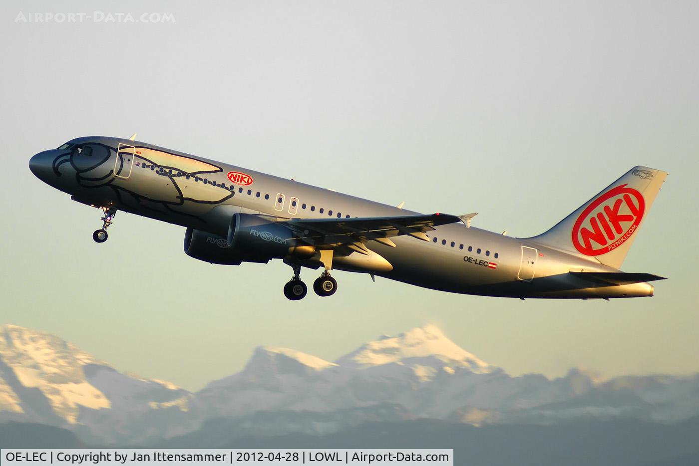 OE-LEC, 2010 Airbus A320-214 C/N 4316, oe-lec q lowl