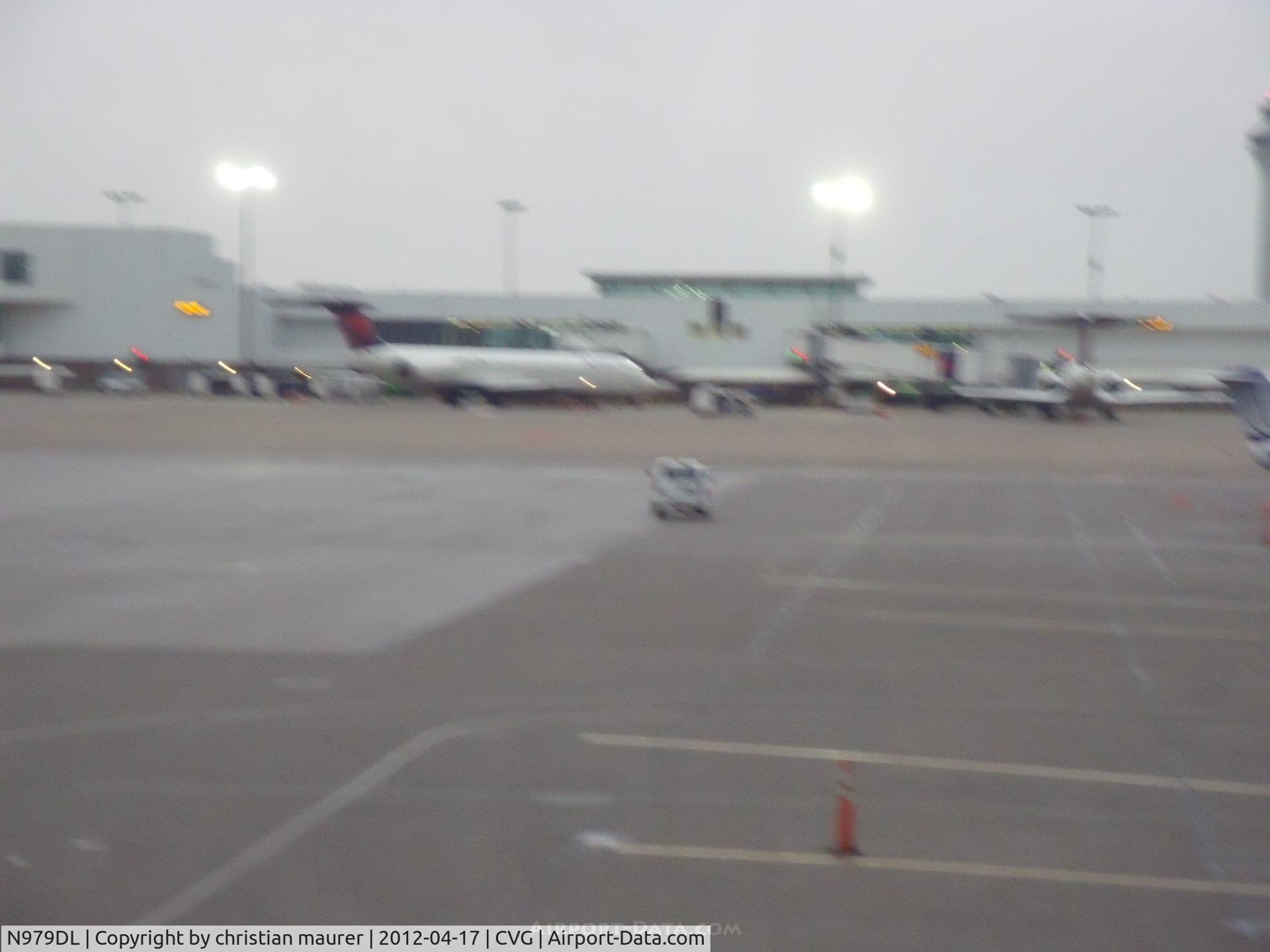 N979DL, 1991 McDonnell Douglas MD-88 C/N 53266, Mcdonell douglas md-88