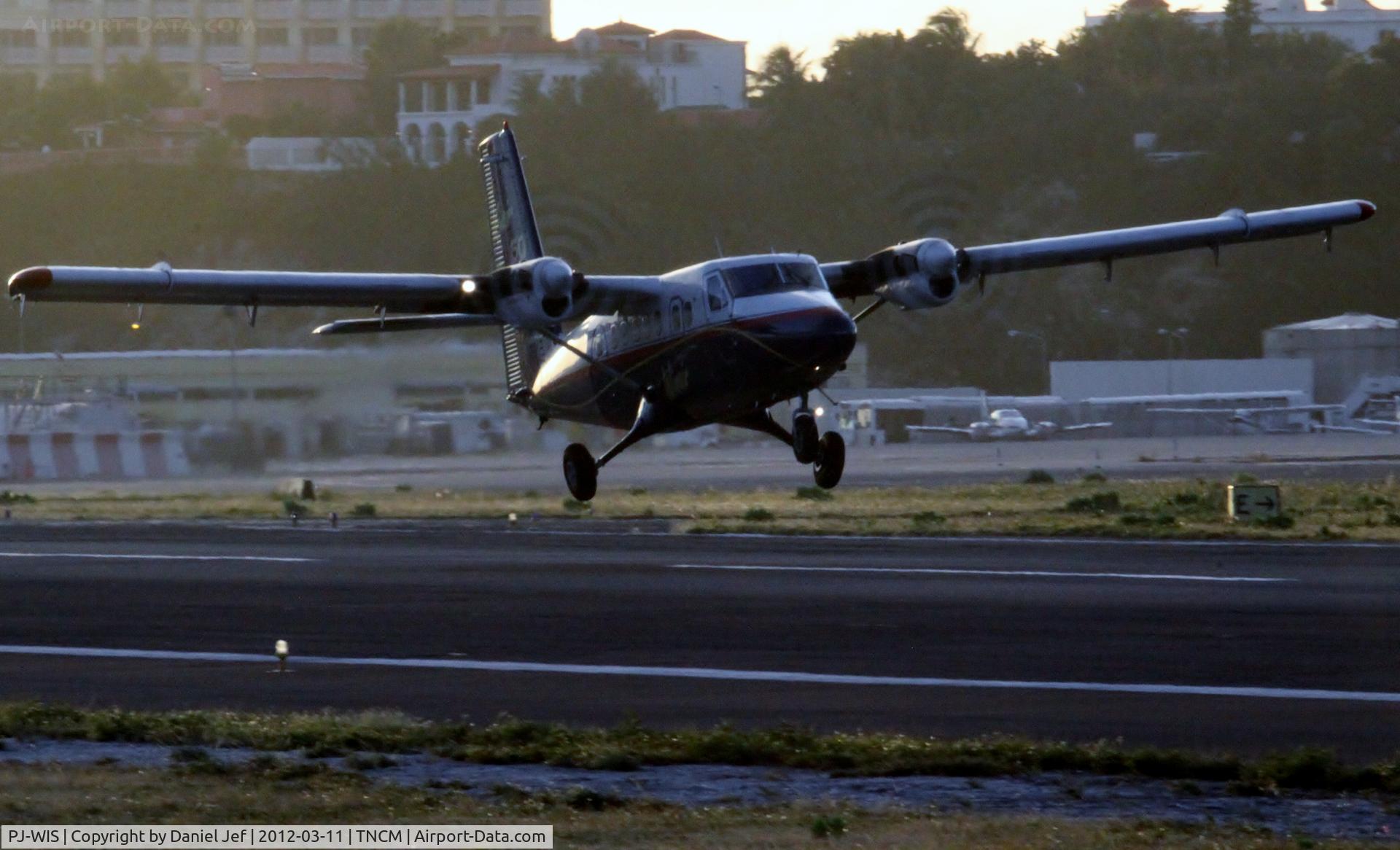 PJ-WIS, 1975 De Havilland Canada DHC-6-300 Twin Otter C/N 447, P-WIS