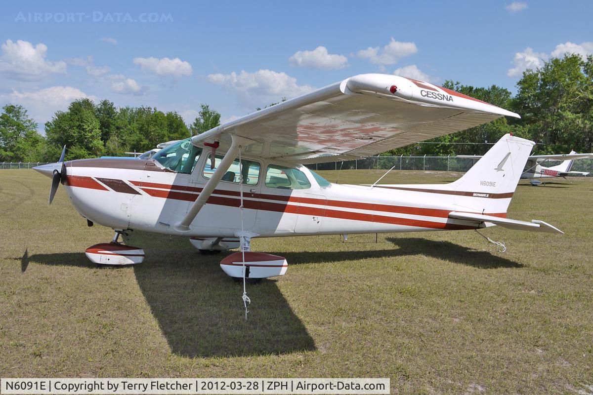 N6091E, 1978 Cessna 172N C/N 17271989, At Zephyrhills Municipal Airport, Florida