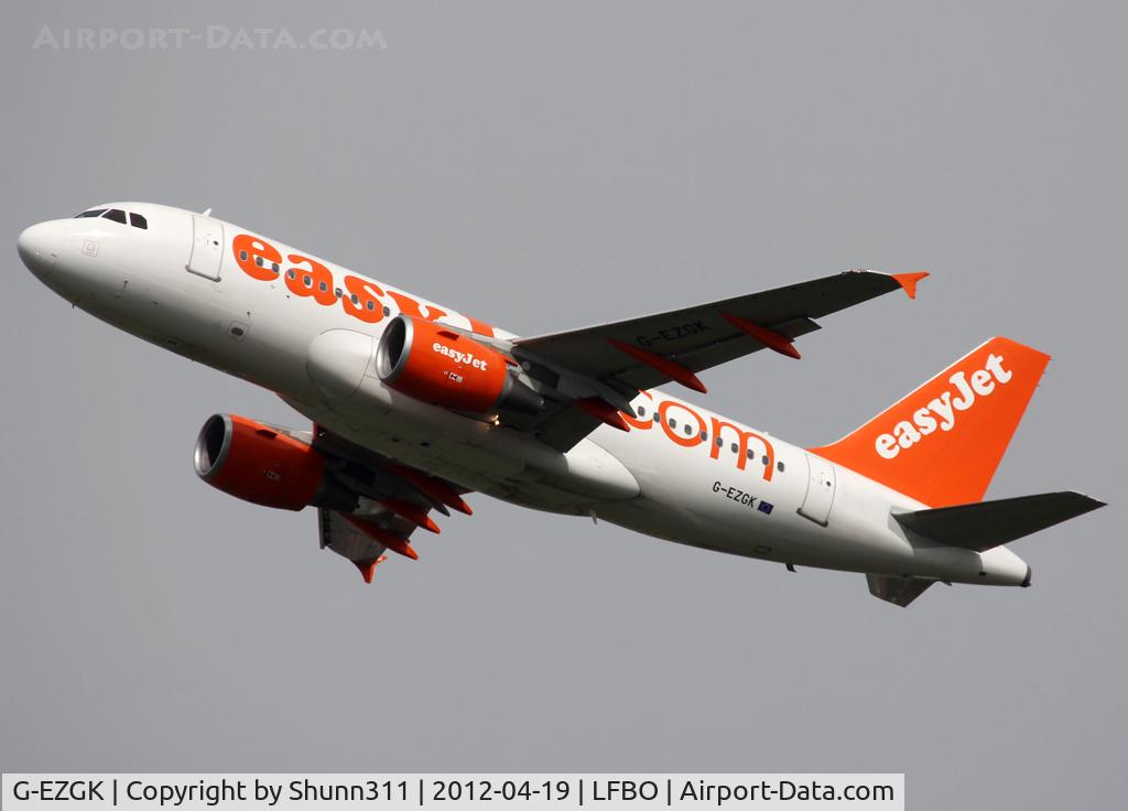 G-EZGK, 2011 Airbus A319-111 C/N 4717, Taking off...