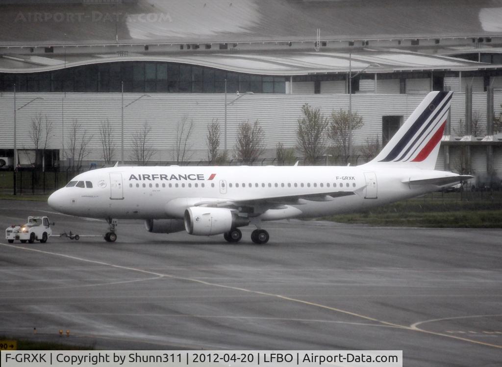 F-GRXK, 2006 Airbus A319-115LR C/N 2716, Now in new c/s...