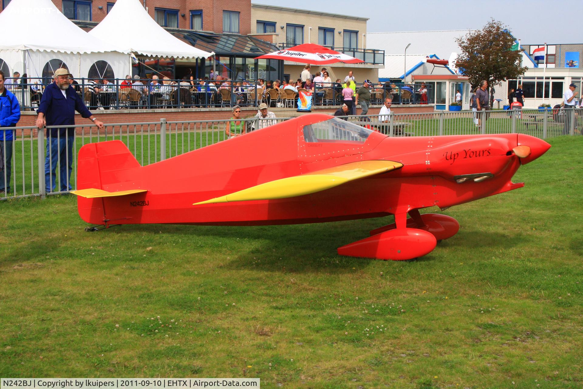N242BJ, 1996 Cassutt IIIM C/N 001, This little plane is parked in front of the restaurant of Texel Airport  at the 3rd Light Aircraft Fly-in.in September 2011