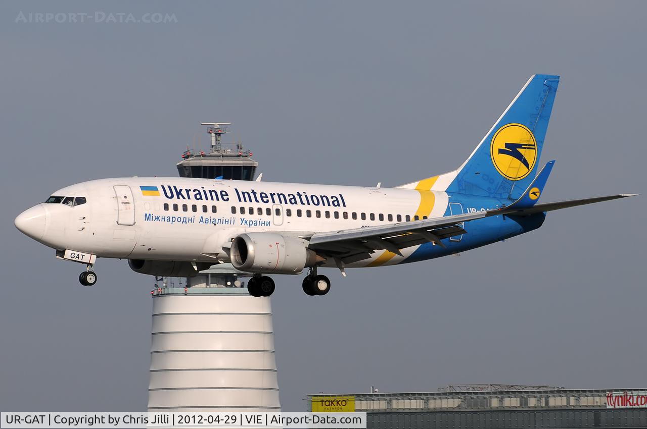 UR-GAT, 1993 Boeing 737-528 C/N 25237, Ukraine International
