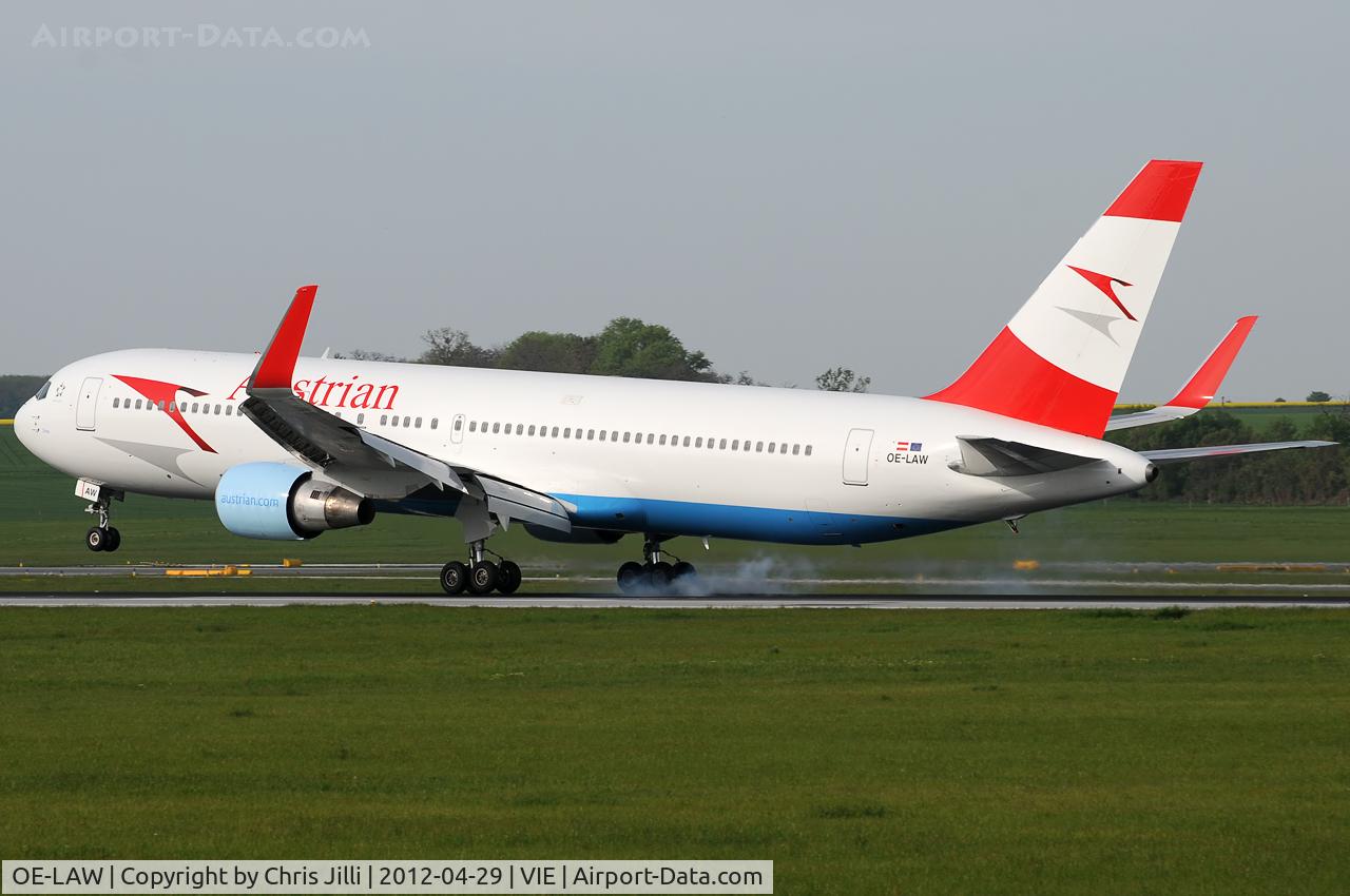 OE-LAW, 1992 Boeing 767-3Z9/ER C/N 26417, Austrian Airlines