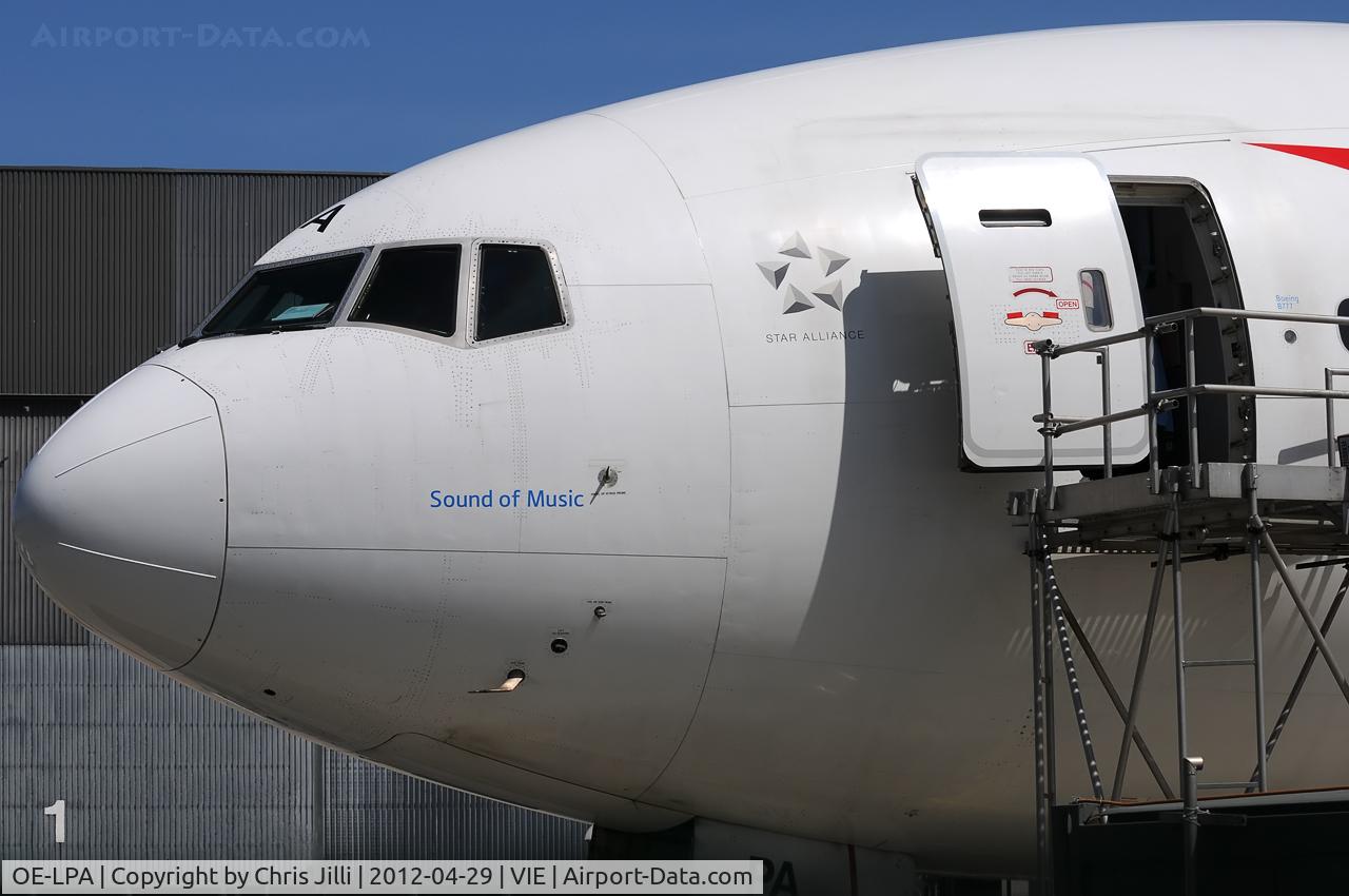OE-LPA, 1997 Boeing 777-2Z9/ER C/N 28698, Austrian Airlines
