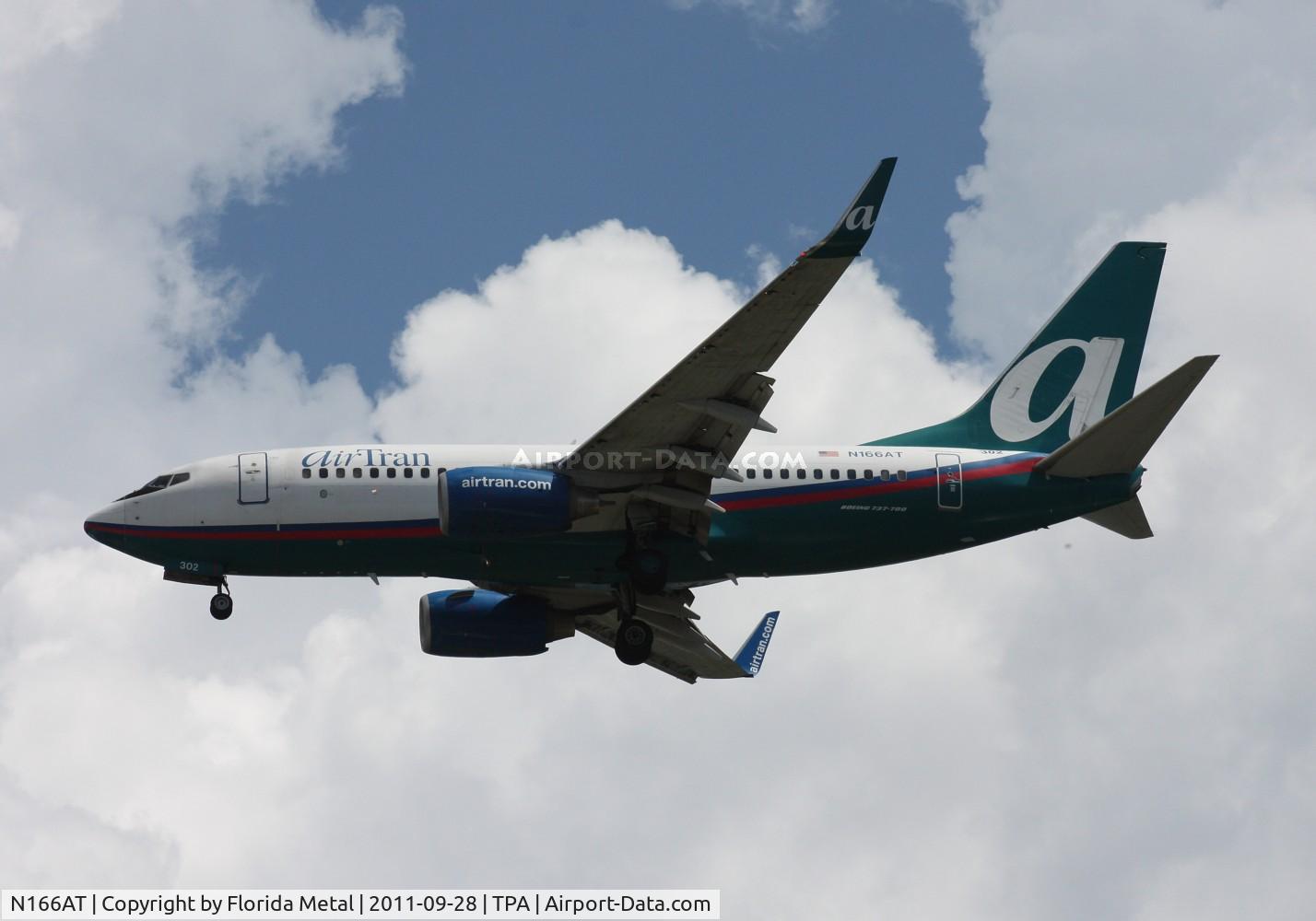 N166AT, 2004 Boeing 737-7BD C/N 33917, Air Tran 737