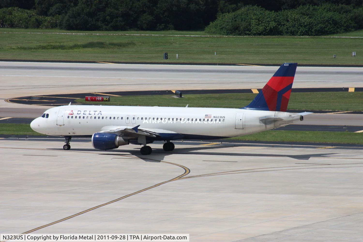 N323US, 1992 Airbus A320-211 C/N 272, Delta A320