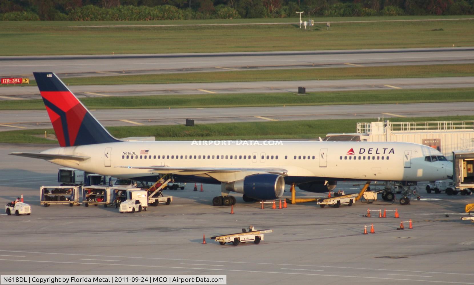 N618DL, 1986 Boeing 757-232 C/N 22908, Delta 757
