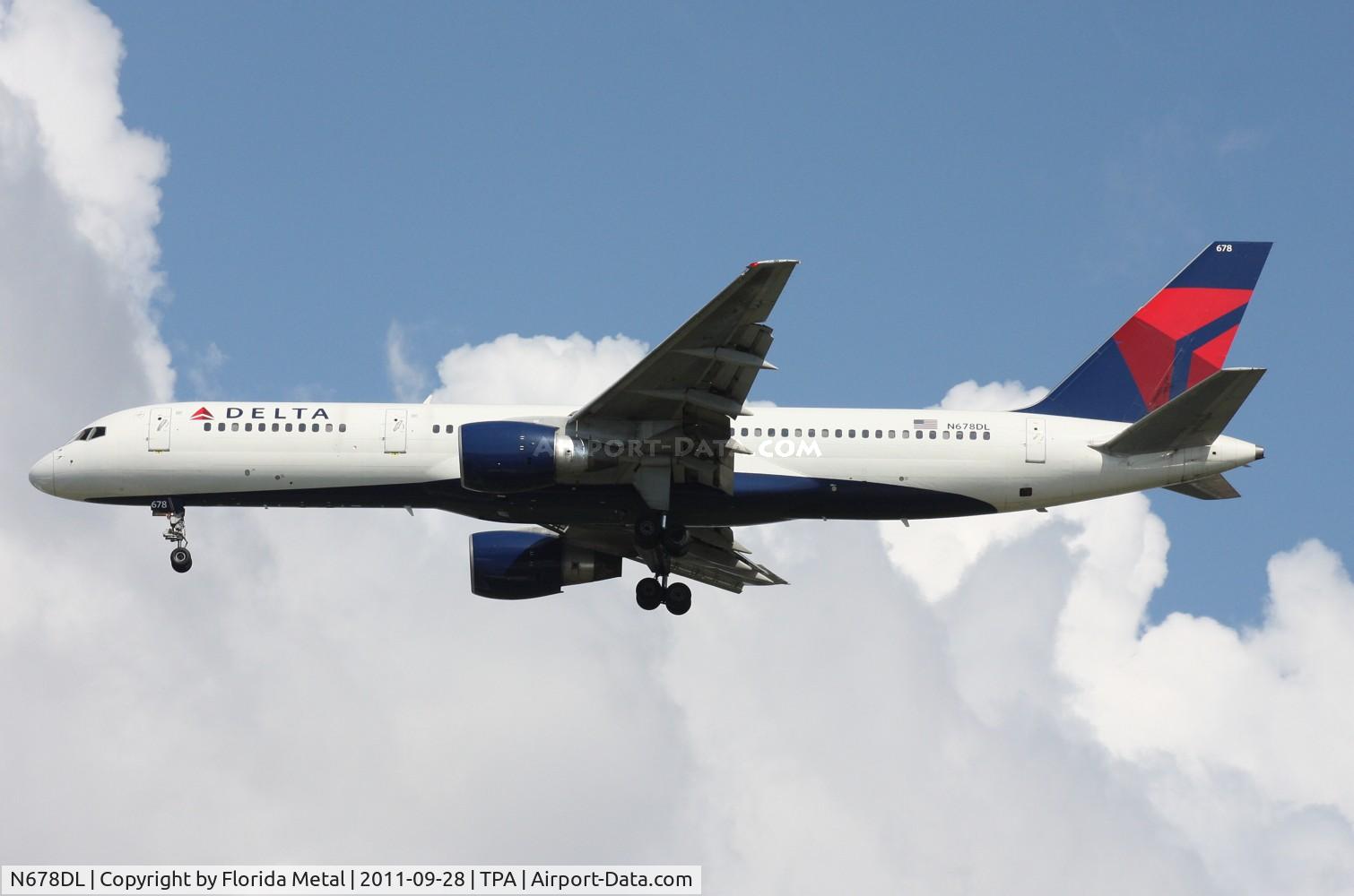 N678DL, 1998 Boeing 757-232 C/N 25983, Delta 757