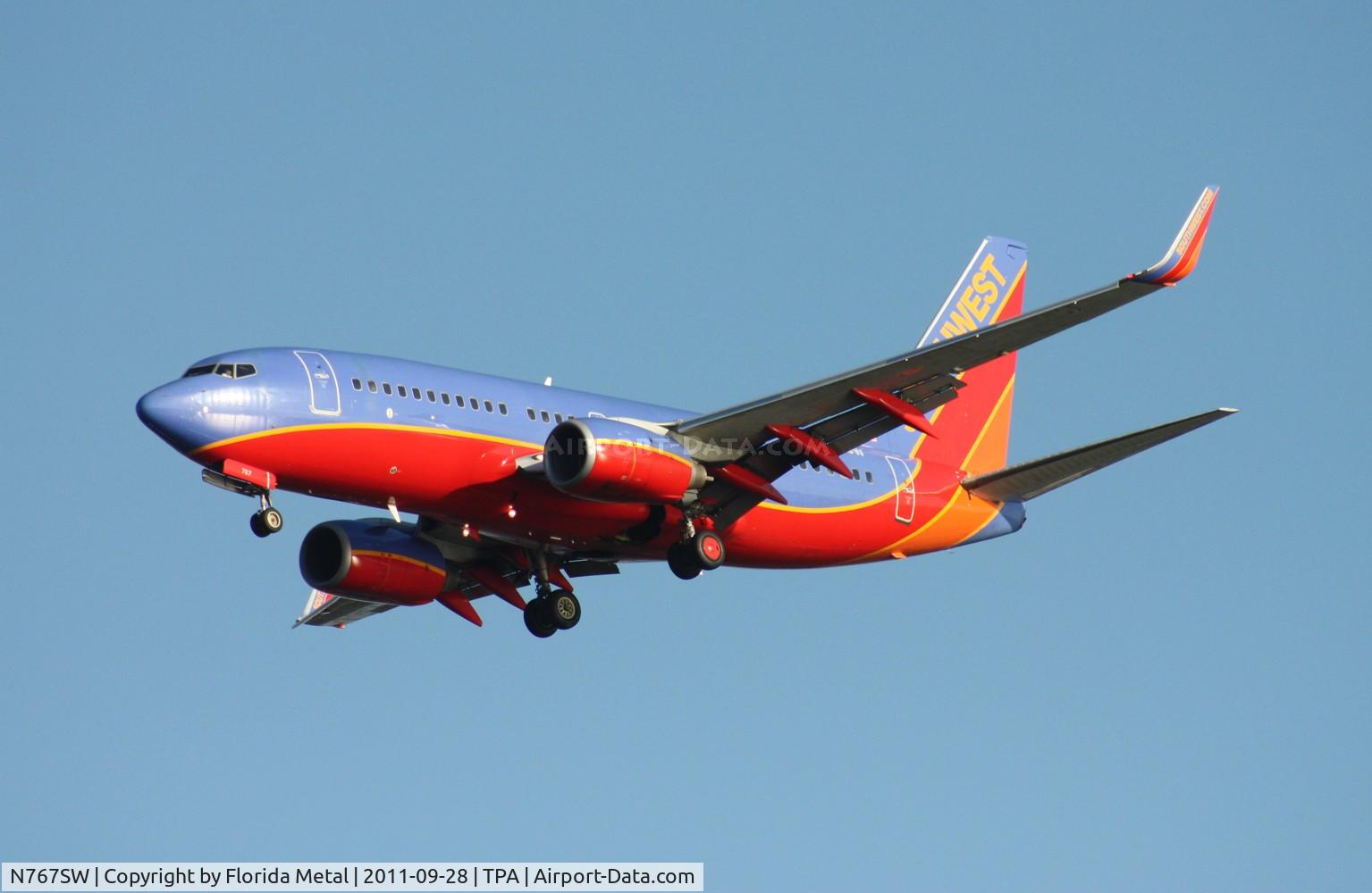 N767SW, 2000 Boeing 737-7H4 C/N 29807, Southwest 737