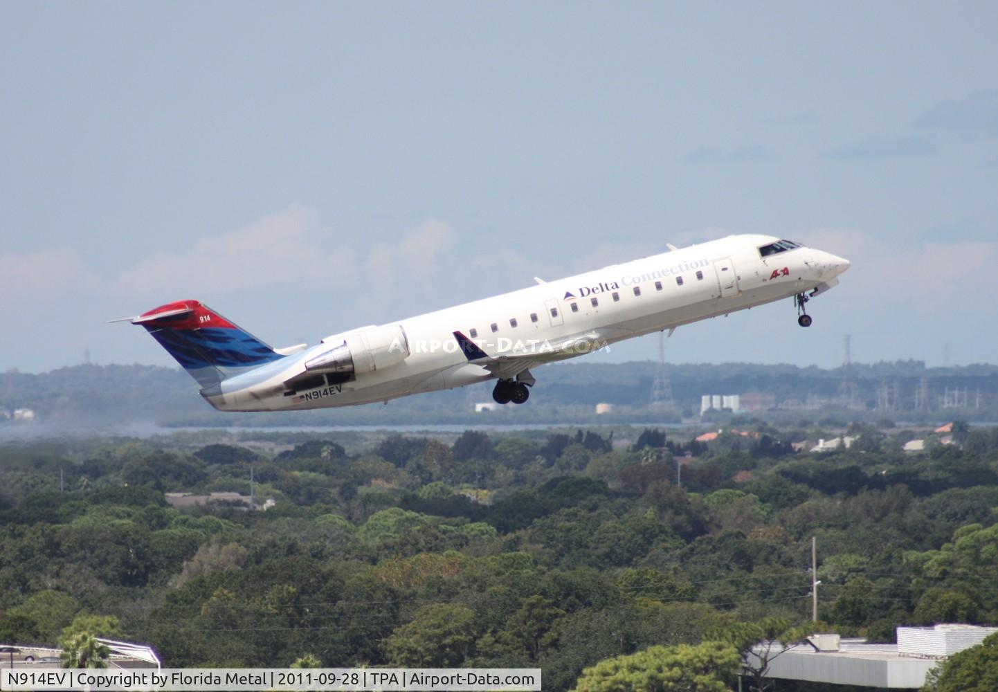 N914EV, 2003 Bombardier CRJ-200ER (CL-600-2B19) C/N 7752, ASA CRJ-200