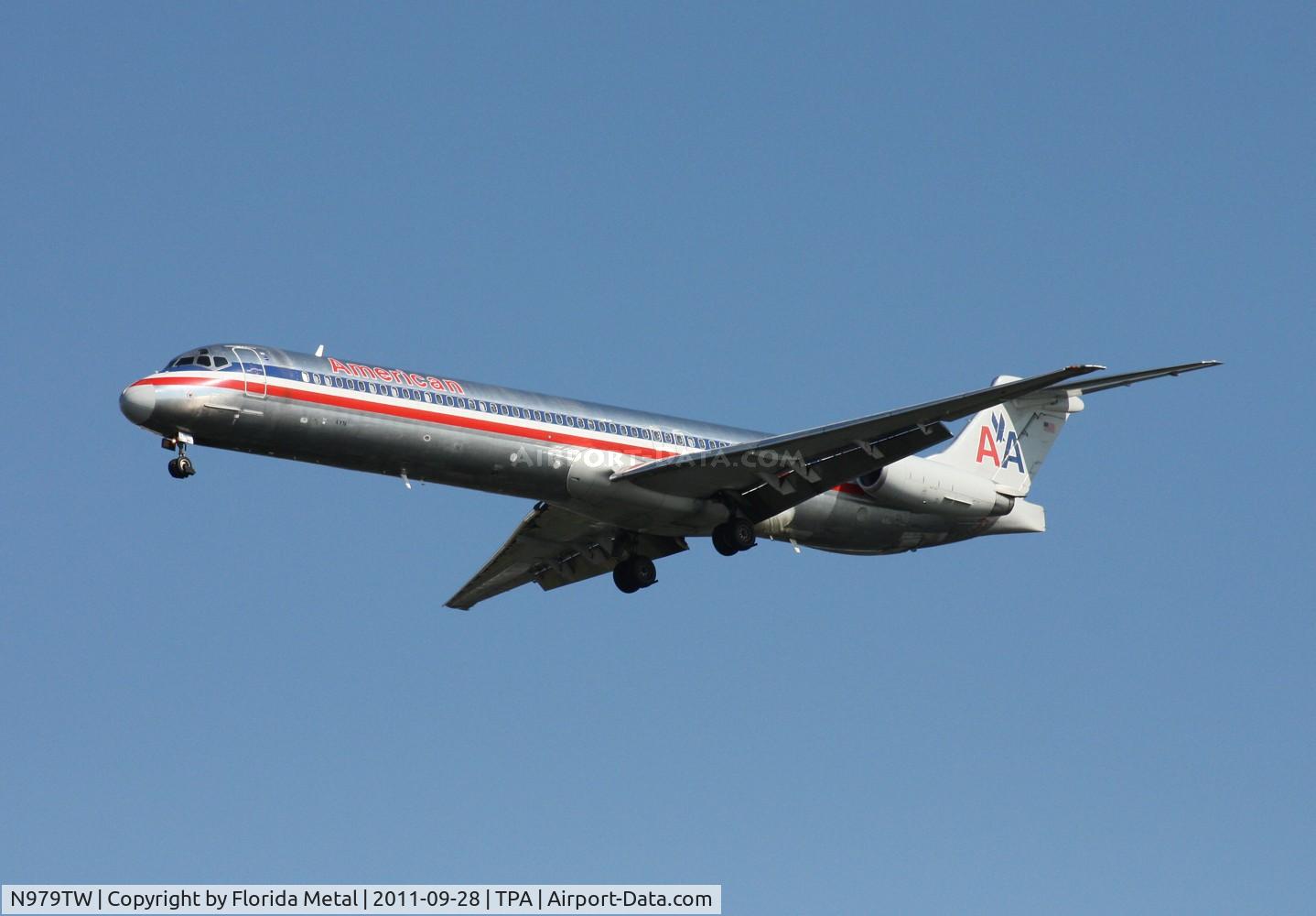 N979TW, 1999 McDonnell Douglas MD-83 (DC-9-83) C/N 53629, American MD-83