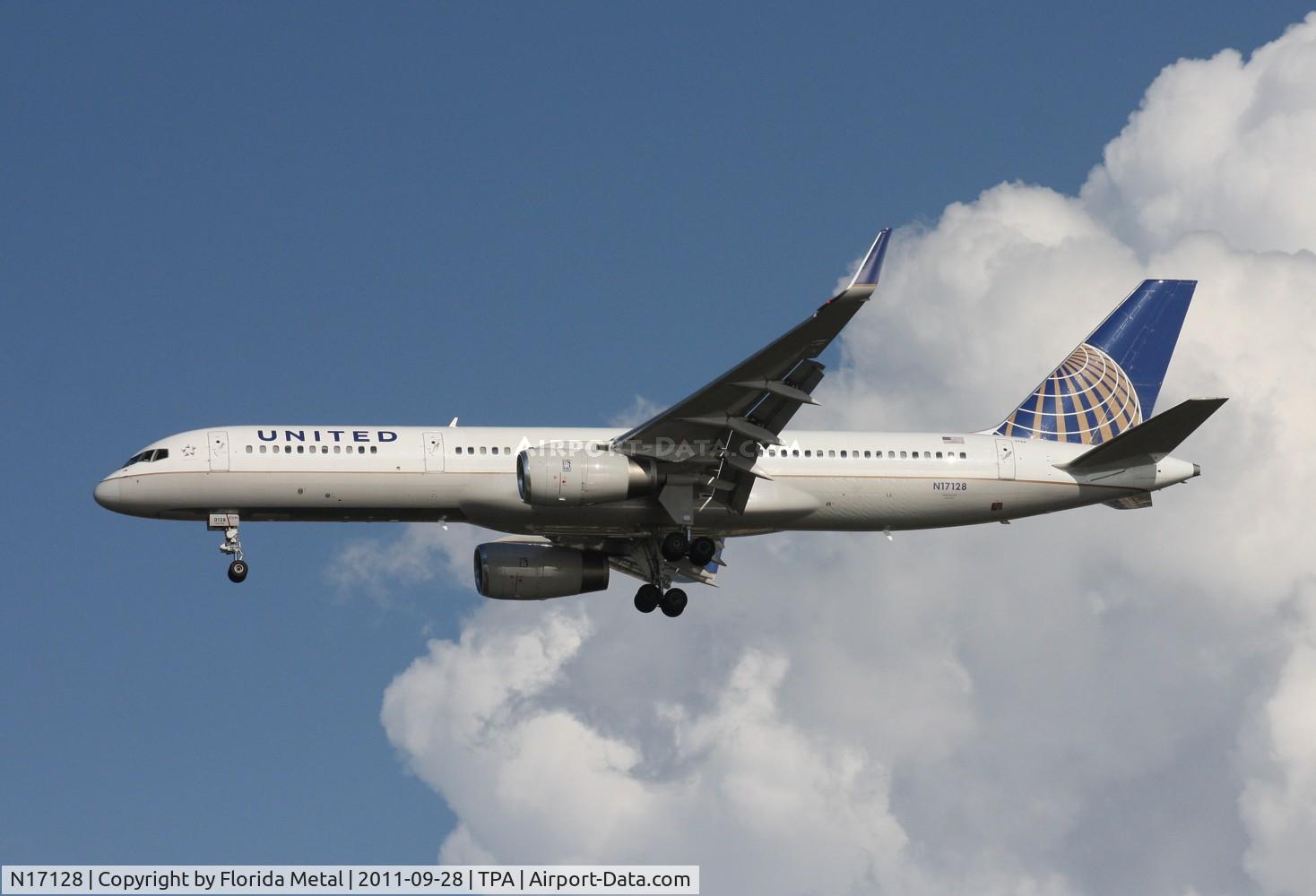N17128, 1998 Boeing 757-224 C/N 27567, United 757