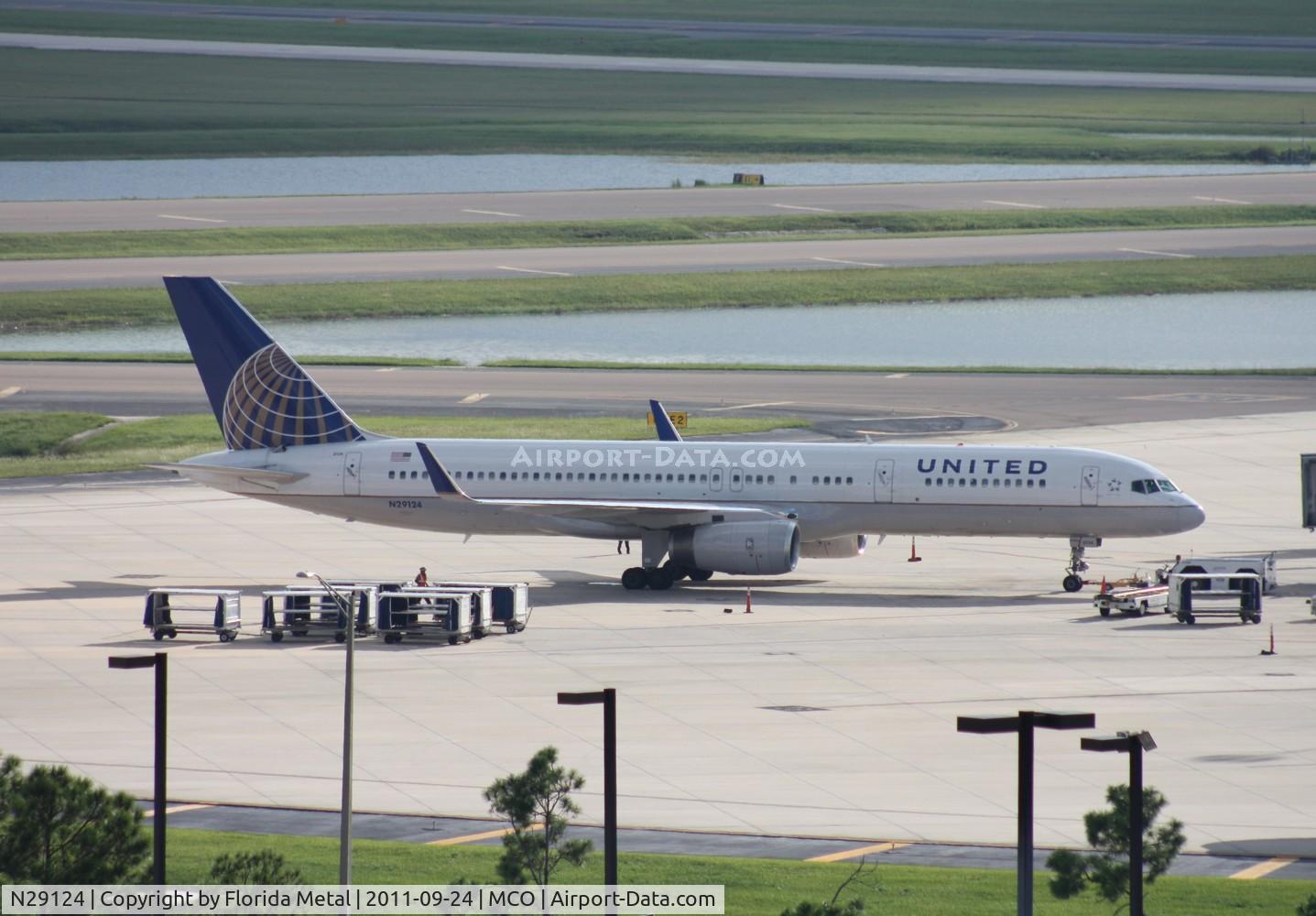 N29124, 1998 Boeing 757-224 C/N 27565, United 757