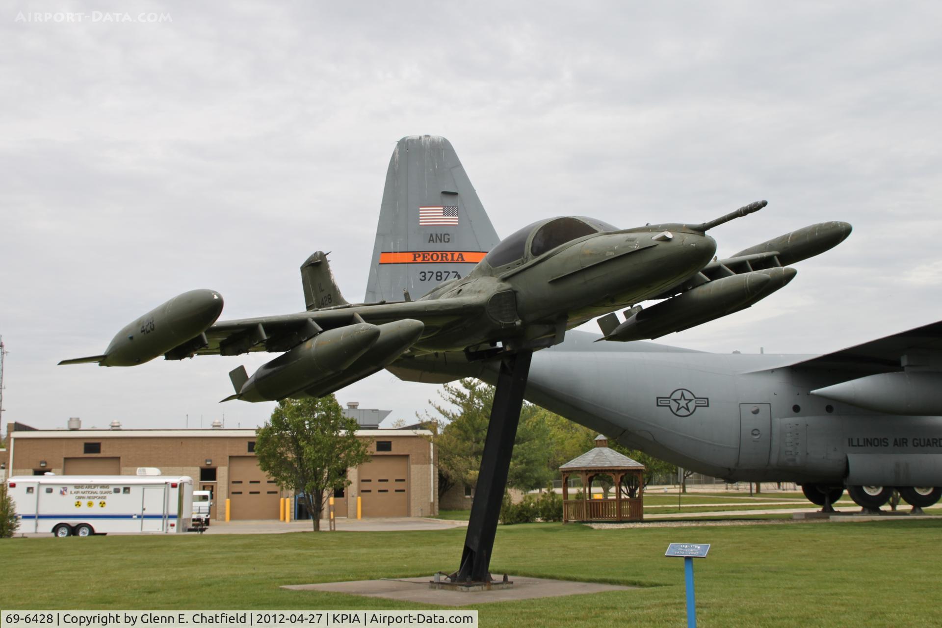 69-6428, 1969 Cessna OA-37B Dragonfly C/N 43273, At the Air National Guard air park