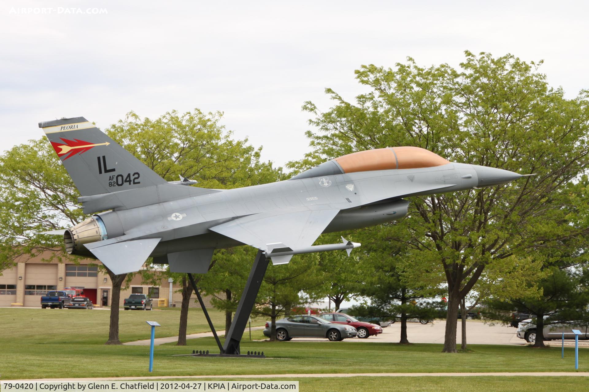 79-0420, 1979 General Dynamics F-16B C/N 62-52, At the Air Park