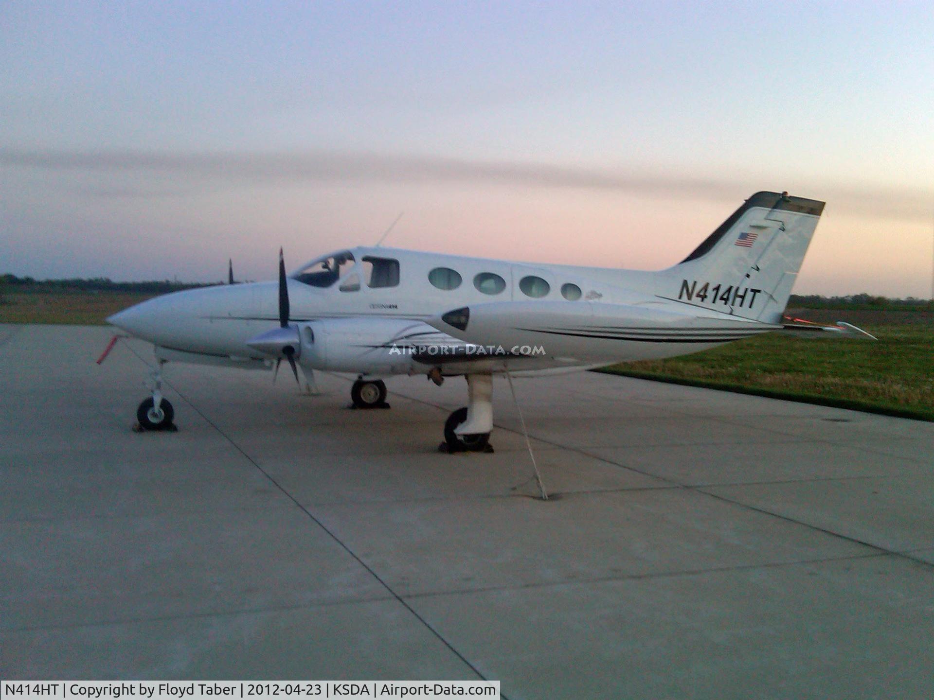 N414HT, 1969 Cessna 414 Chancellor Chancellor C/N 414-0013, On the Ramp at Shenandoah