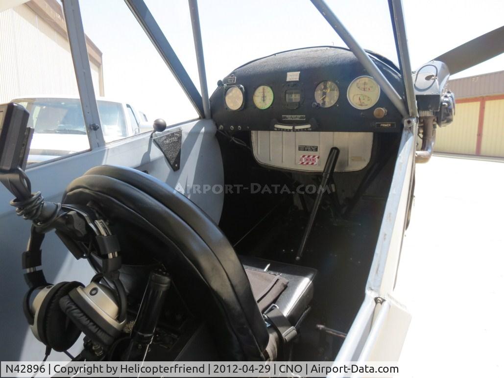 N42896, 1945 Piper J3C-65 Cub C/N 15231, Front cockpit area