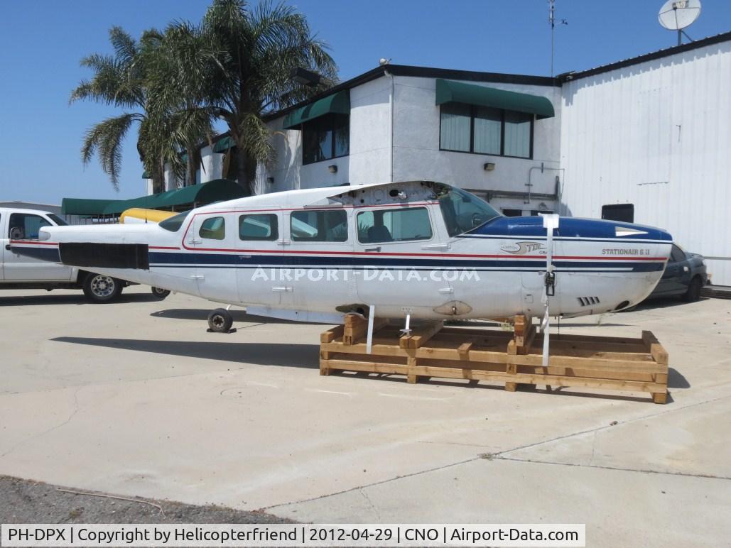PH-DPX, 1981 Cessna 207A Stationair 8 II C/N 20700727, Fuselage shell setting on a pallet