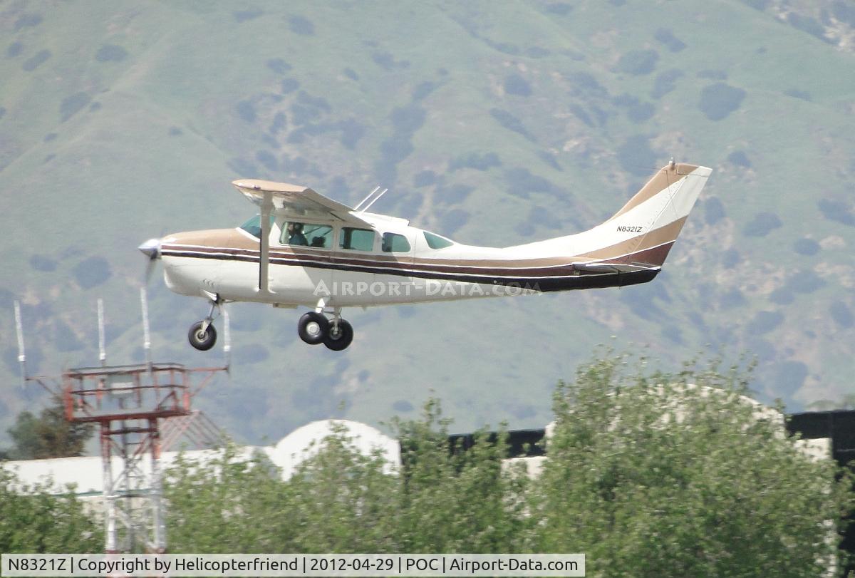 N8321Z, 1963 Cessna 210-5 (205) C/N 205-0321, Climbing out westbound