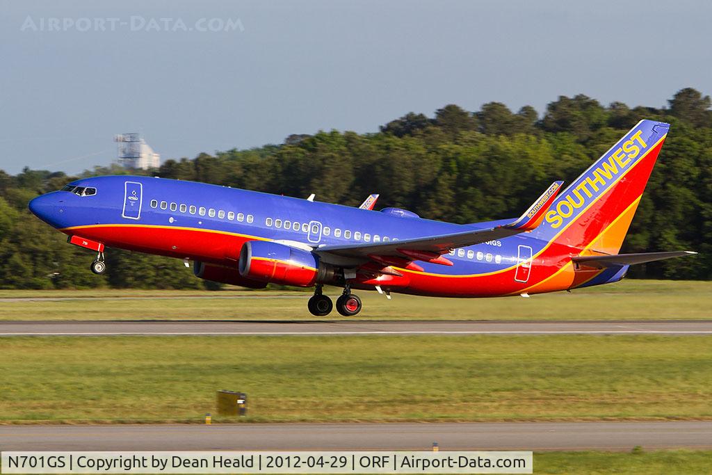 N701GS, 1997 Boeing 737-7H4 C/N 27836, Southwest Airlines N701GS (FLT SWA509) departing RWY 5 en route to Chicago Midway International Airport (KMDW).