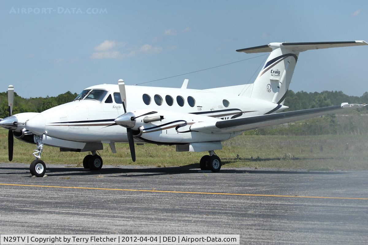 N29TV, 1983 Beech B200 King Air C/N BB-1138, At Deland Airport, Florida - shown on FAA register as cancelled tp Paraguay