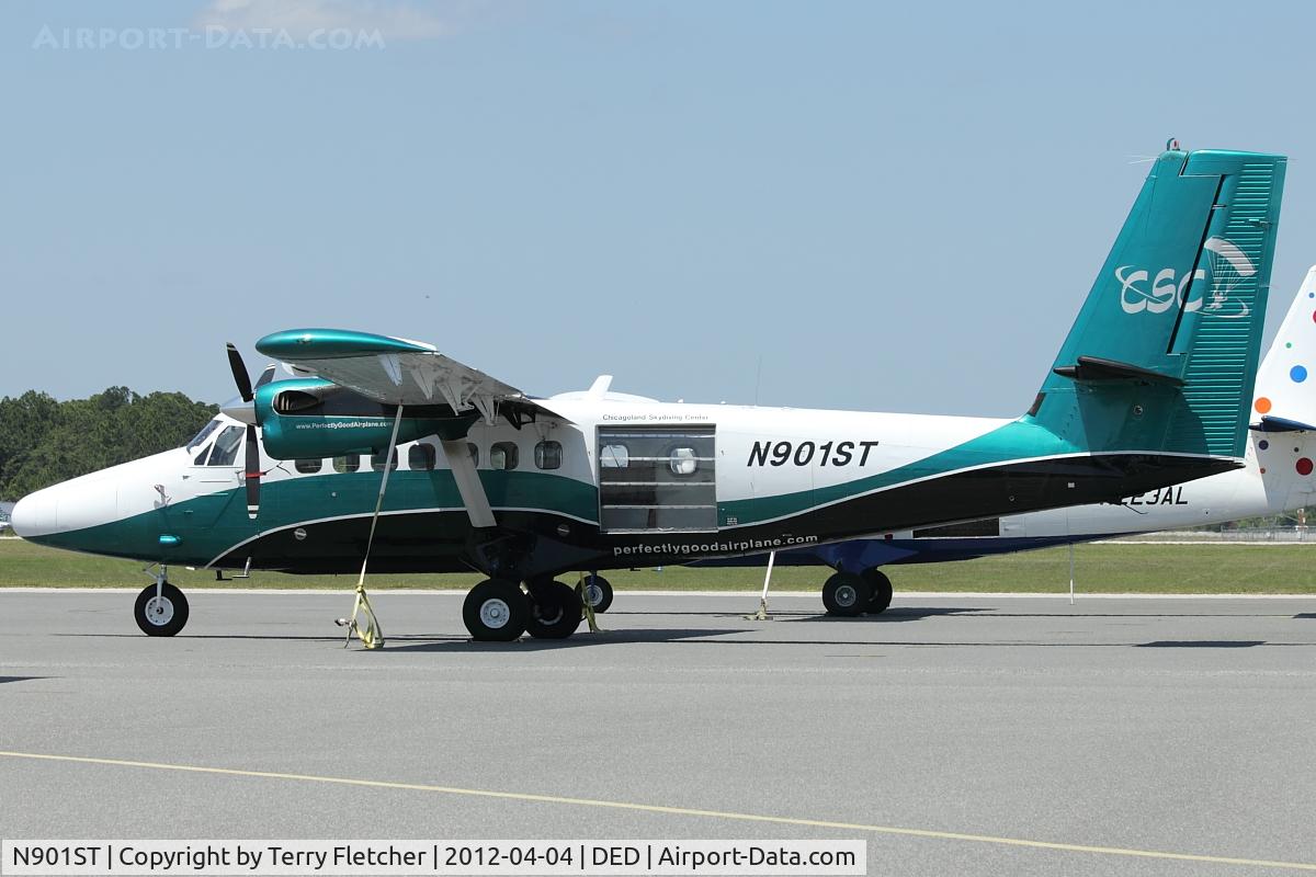 N901ST, 1969 De Havilland Canada DHC-6-200 Twin Otter C/N 208, At Deland Airport, Florida