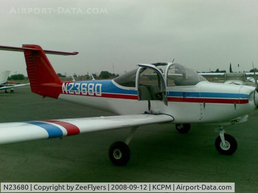 N23680, 1981 Piper PA-38-112 Tomahawk Tomahawk C/N 38-81A0153, on the ramp with door open